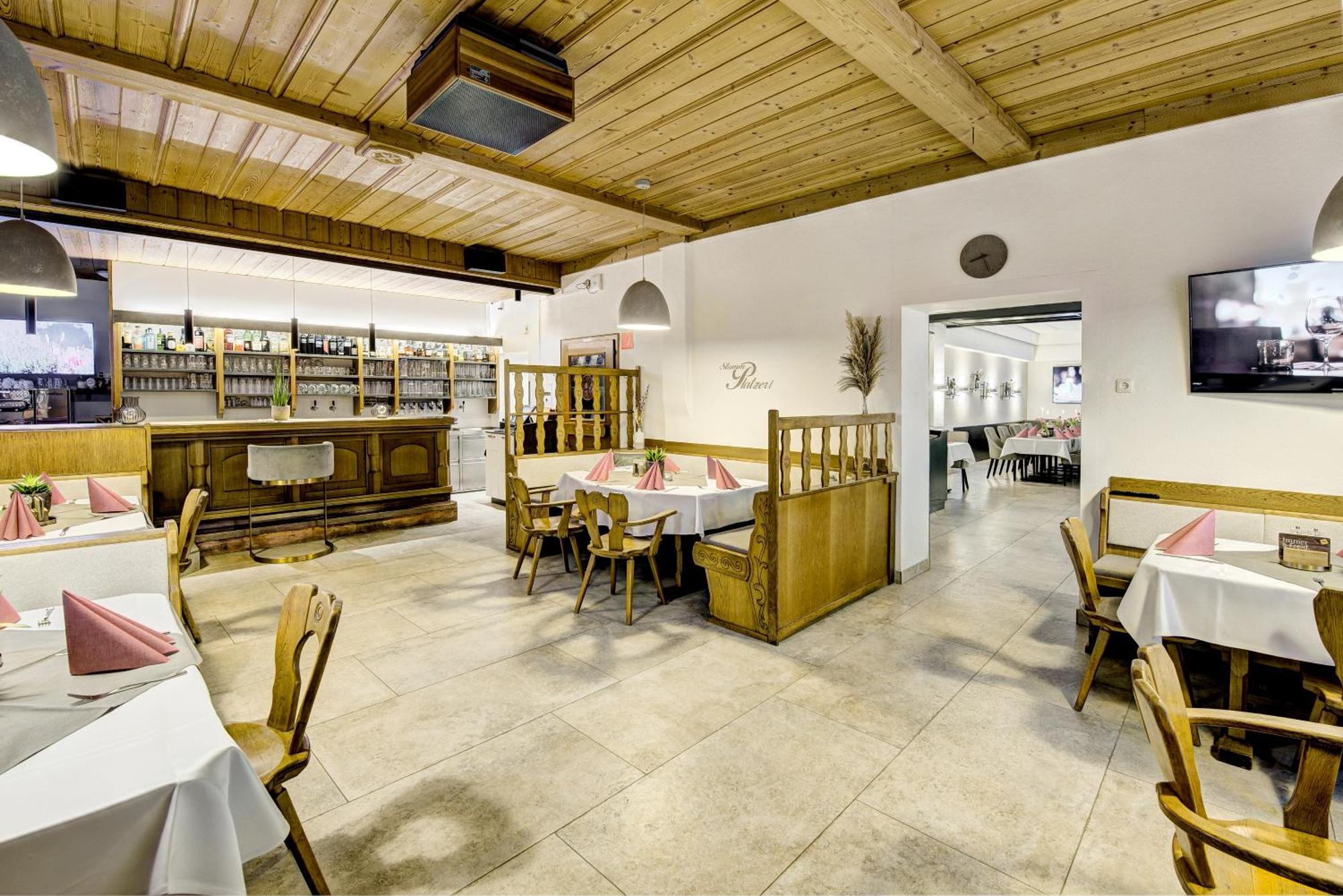 Hotel Bayrischer Hof Βελς Εξωτερικό φωτογραφία